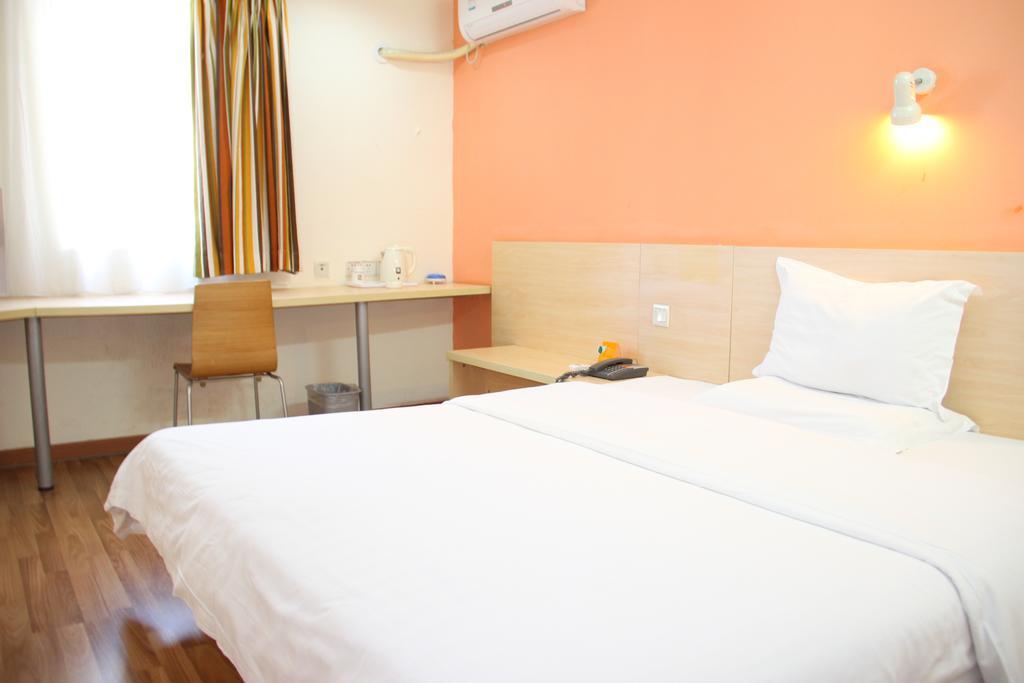 7Days Inn Guangzhou Longkou East Exterior foto
