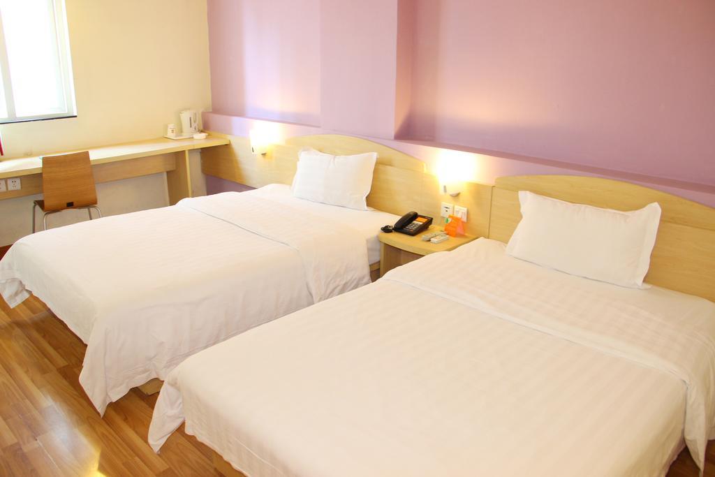 7Days Inn Guangzhou Longkou East Exterior foto
