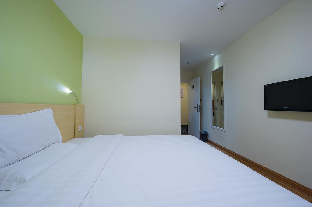 7Days Inn Guangzhou Longkou East Habitación foto